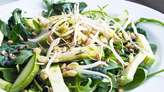 Séréal sprouted mangrupakeun sumber vitamin dina diet Jepang. 